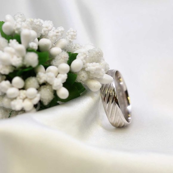 10 K Gold wedding Band 6mm , white gold, yellow gold, rose gold, engagement - Picture 2 of 4